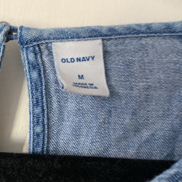 Old Navy medium denim dress - Picture 2 of 4